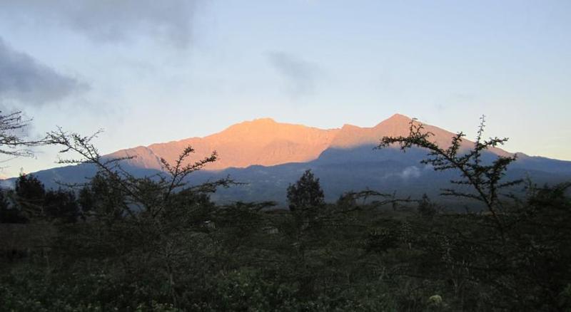 Guesthouses Tanzania A Africa Amini Life Engare Nanyuki ภายนอก รูปภาพ